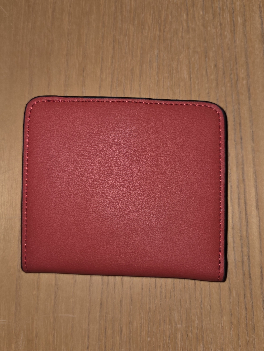 Compact Red Zip Wallet - Picture 2 of 4